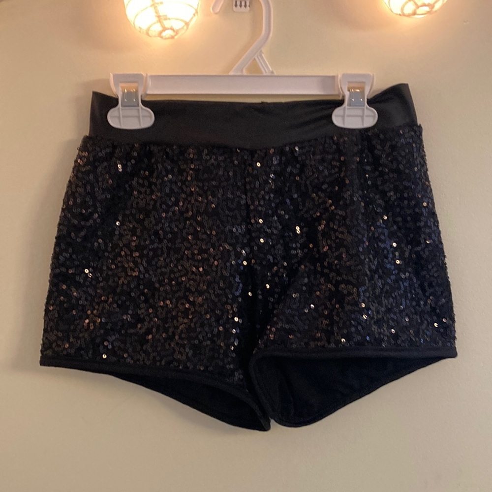 Sequence Black Shorts